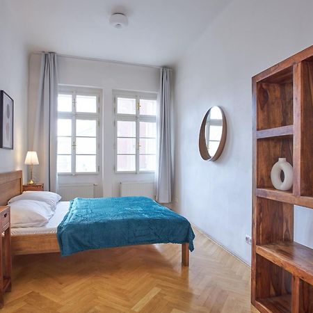 Charles Bridge Suites Прага Екстериор снимка