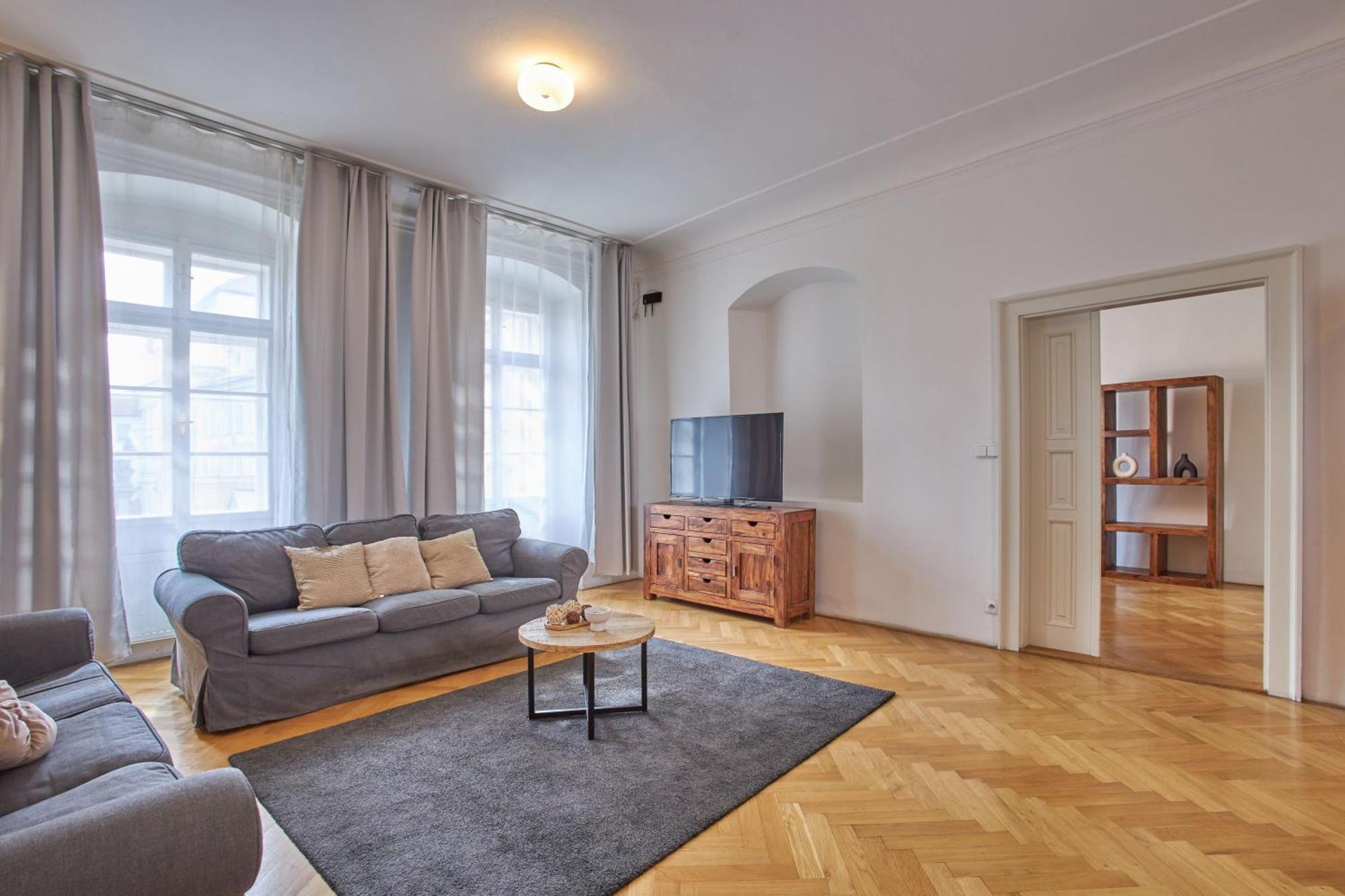 Charles Bridge Suites Прага Екстериор снимка