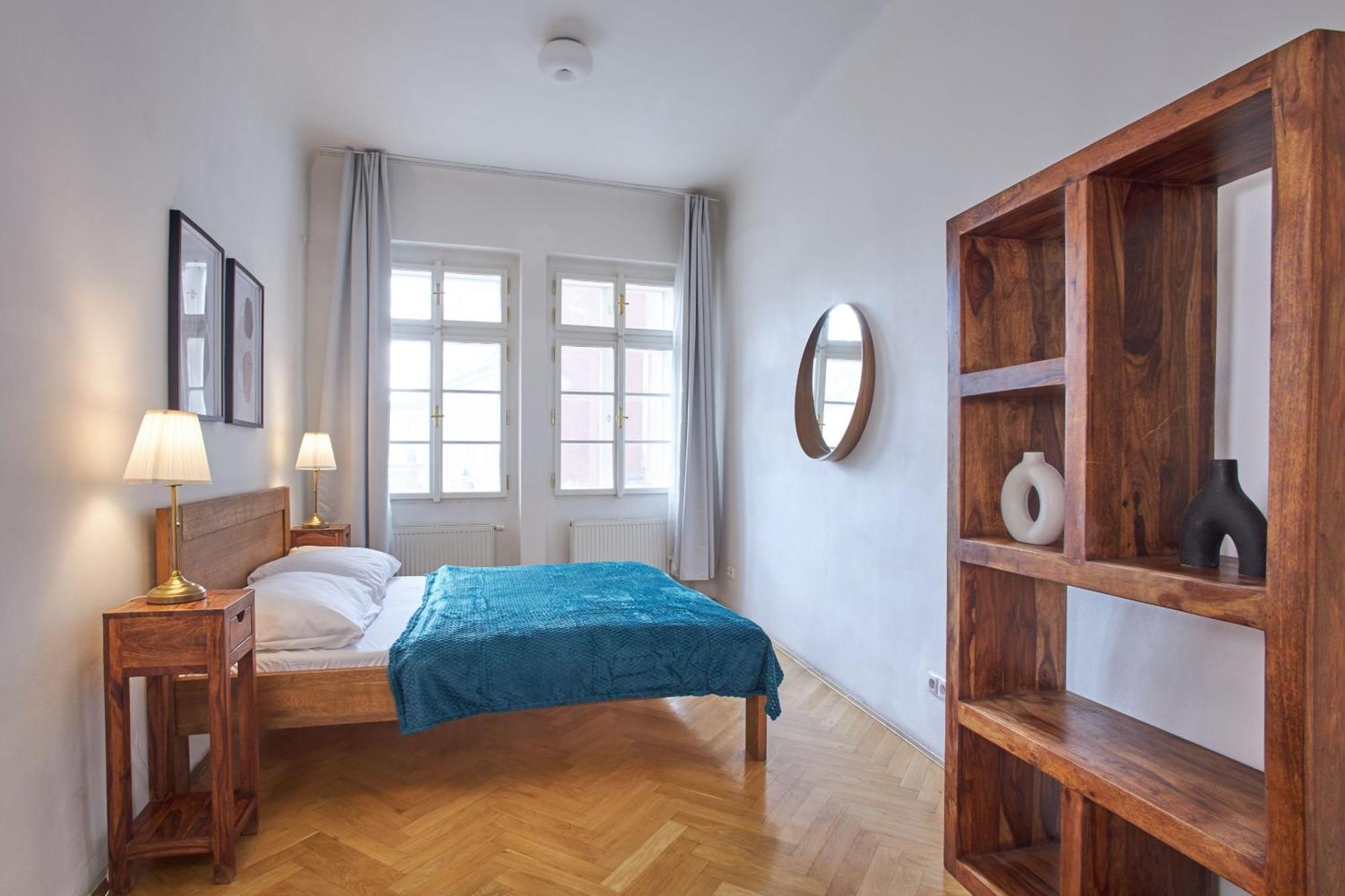 Charles Bridge Suites Прага Екстериор снимка
