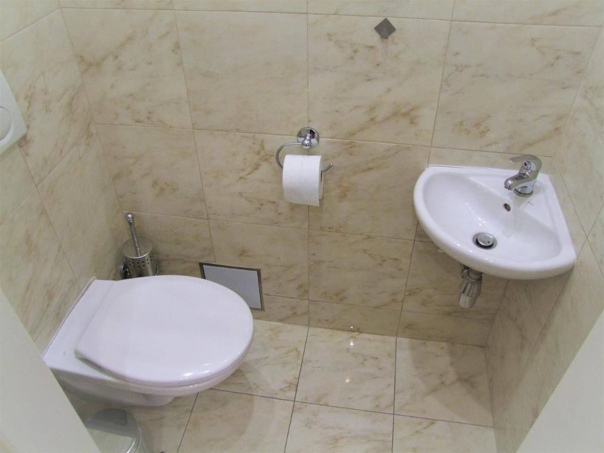 Charles Bridge Suites Прага Екстериор снимка